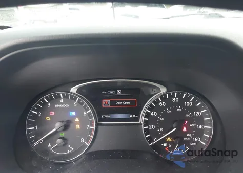 2018 Nissan Pathfinder S z USA, uszkodzony, nr VIN 5N1DR2MM7JC655090